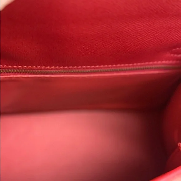 Luxurious Red Leather Satchel - Picture 8 of 9